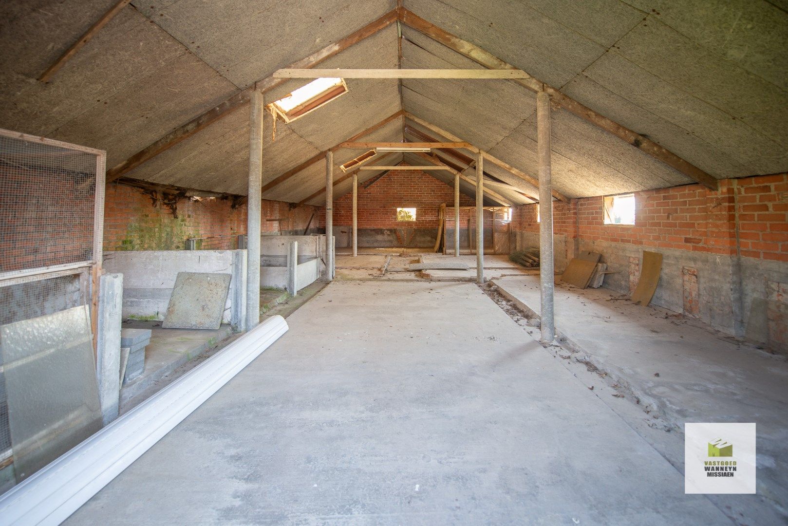 Te renoveren woning met landelijk vergezicht en bijgebouw op toplocatie te Wingene foto 19