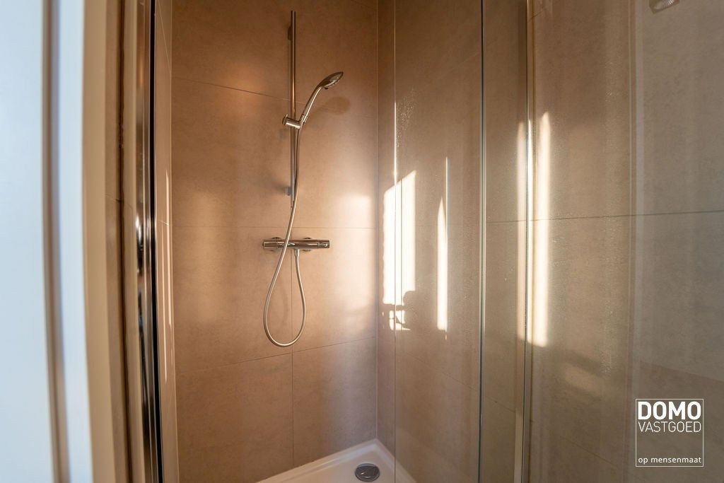 LUXE PENTHOUSE APPARTEMENT MET 2 TERASSEN, LIFT EN ONDERGRONDSE AUTOSTANDPLAATS IN HASSELT. foto 20