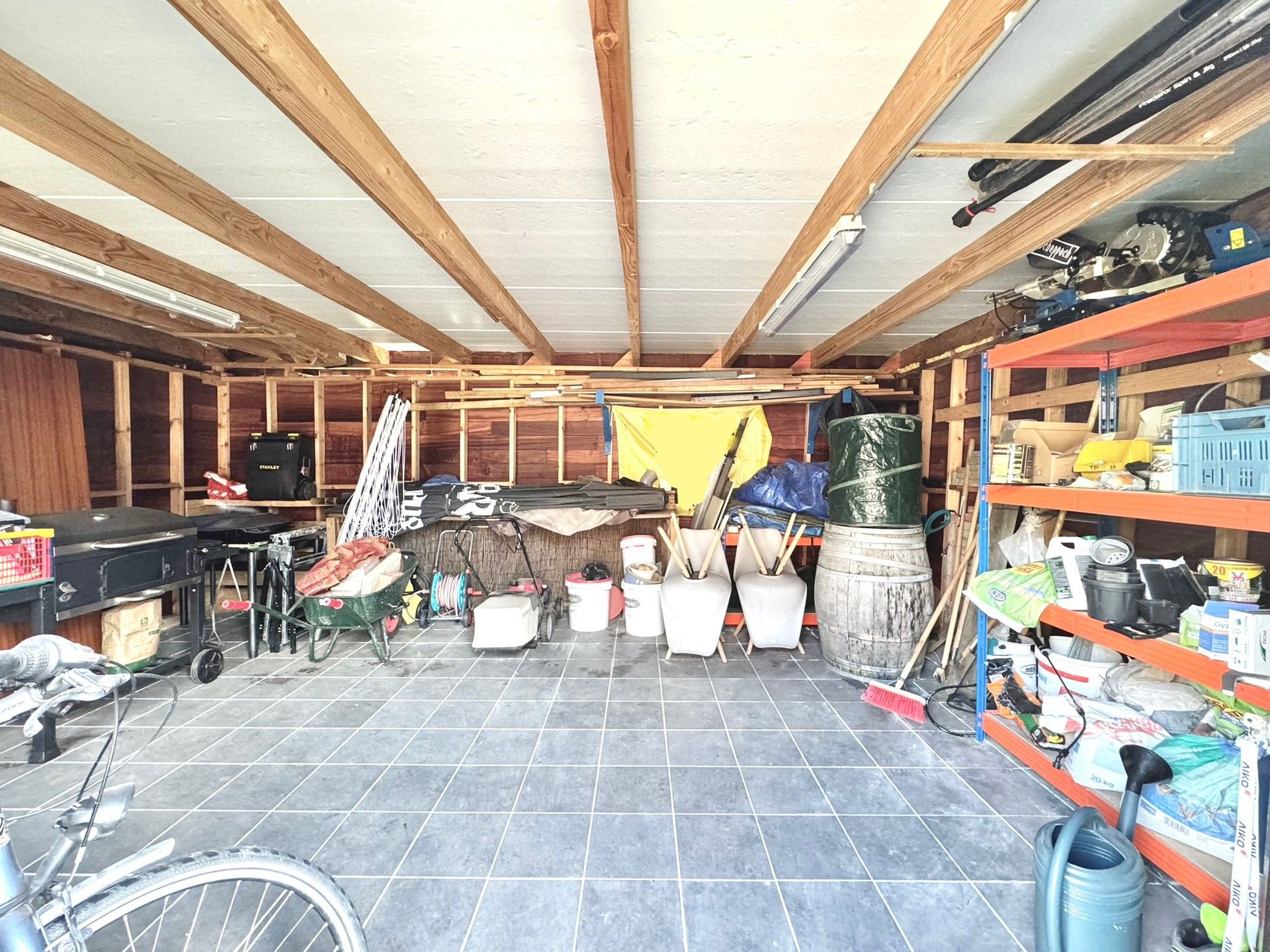 ENERGIEZUINIGE BUNGALOW OP RUSTIGE LOCATIE - 641 m² foto 5