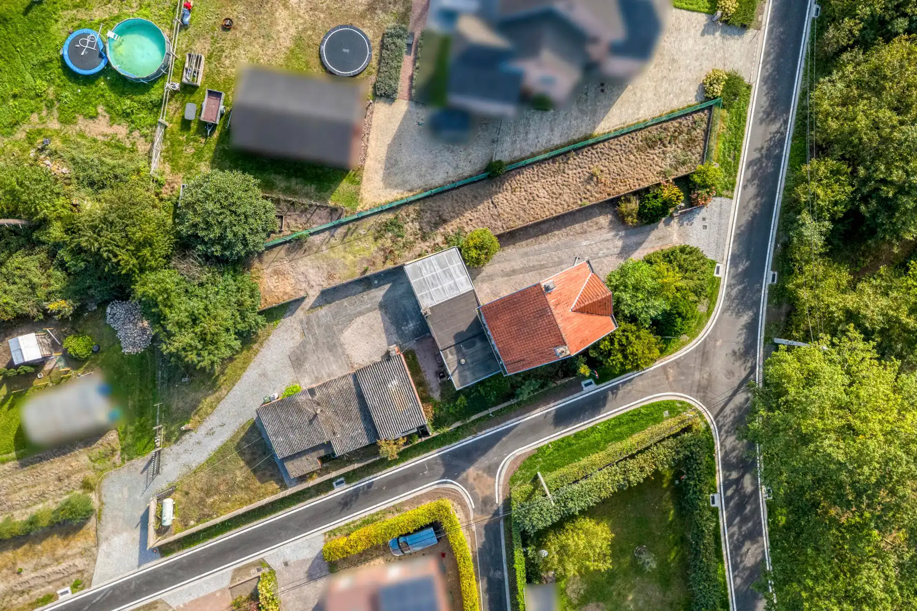 Renovatieproject op rustige groene locatie foto 2