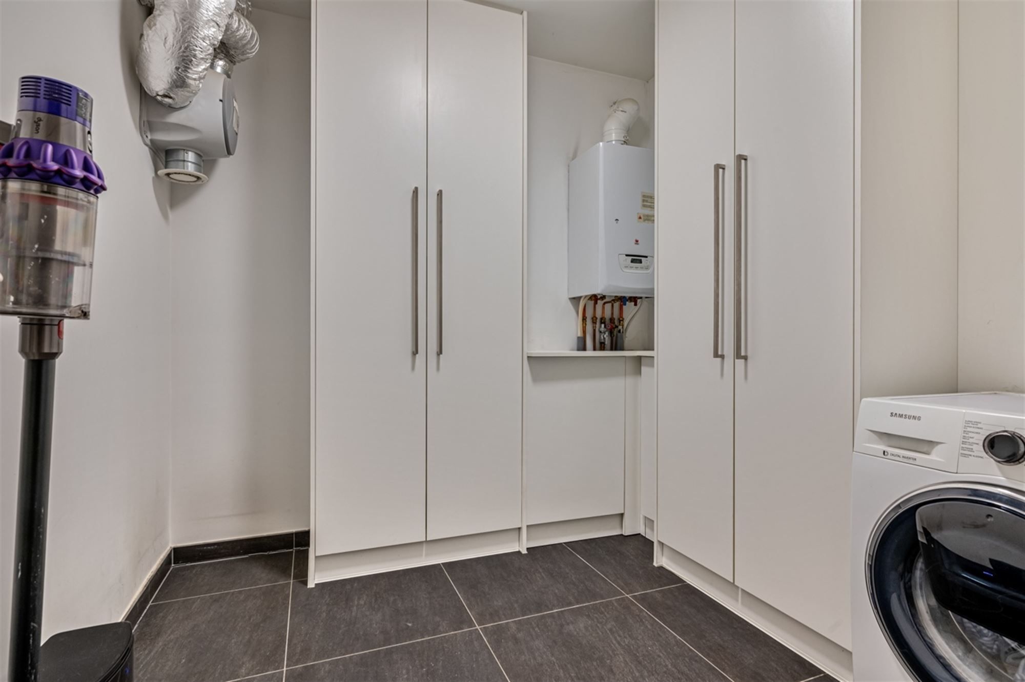 Uniek luxe-appartement in het centrum van Denderleeuw!  foto 19