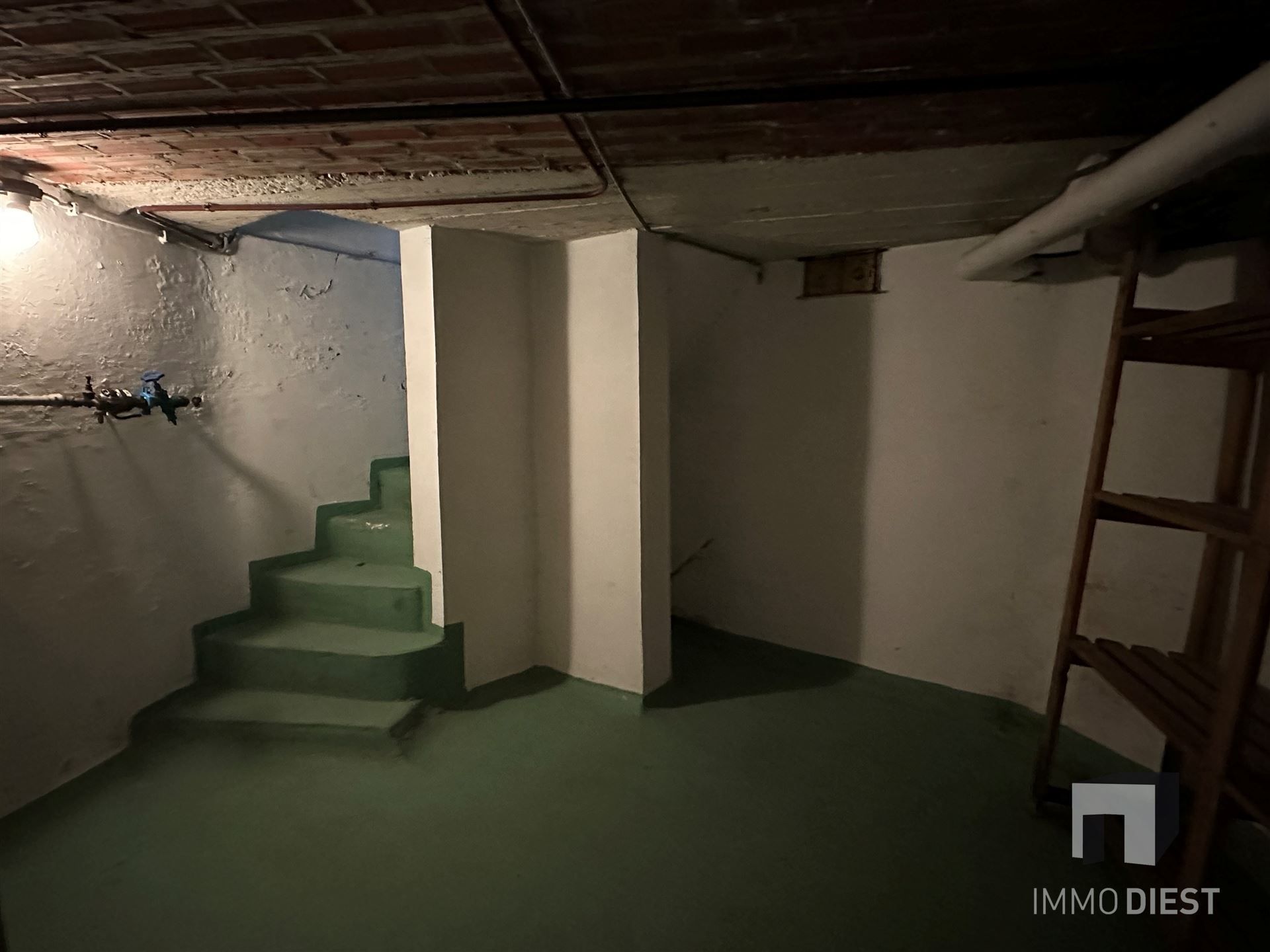 Op te frissen stadswoning met 3 ruime slaapkamers, bureau of dressing foto 25