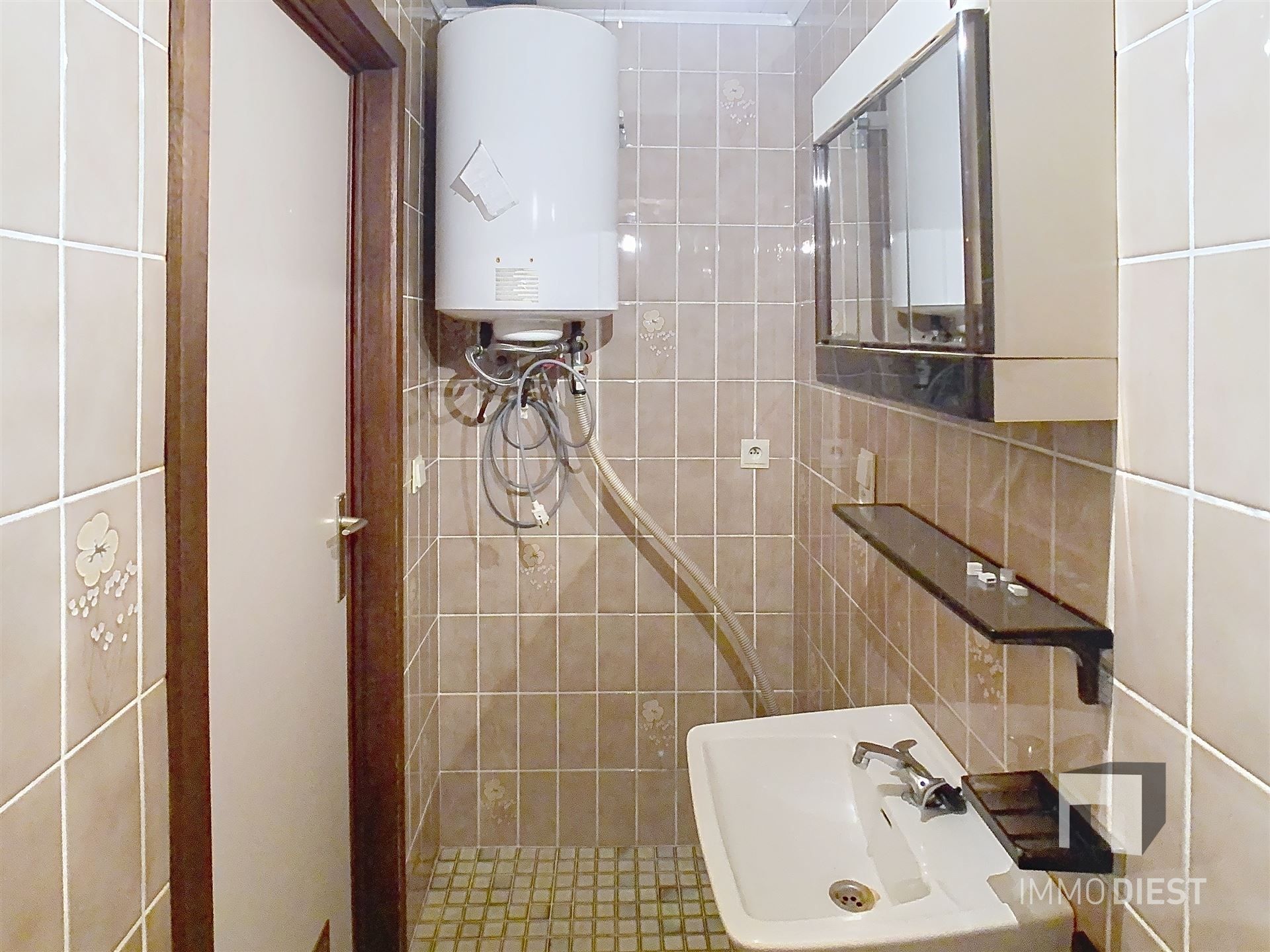 Te renoveren woning met bijgebouw op 5a 29ca. foto 21