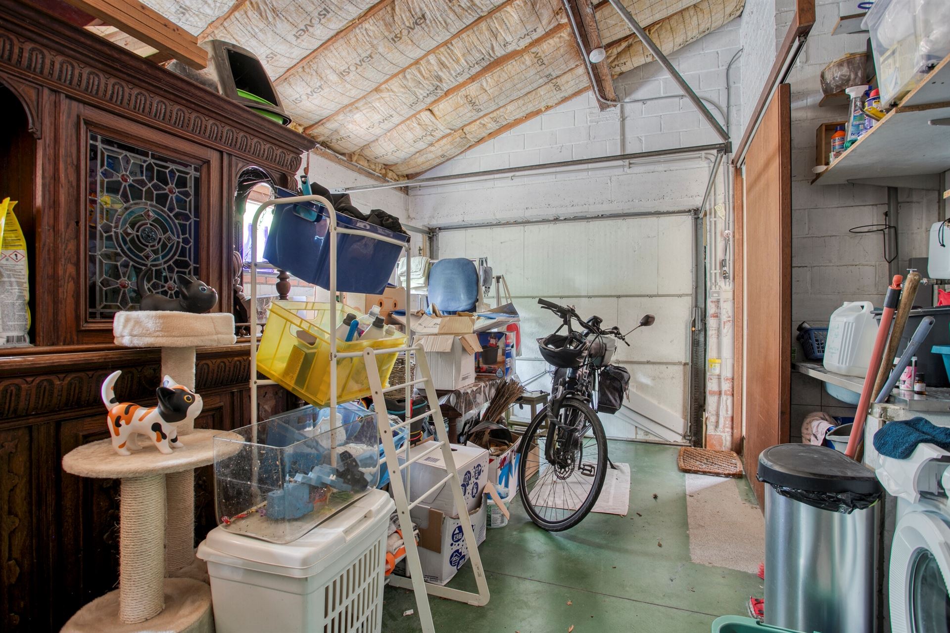 Goed gelegen woning aan het dorpsplein te huur! foto 15