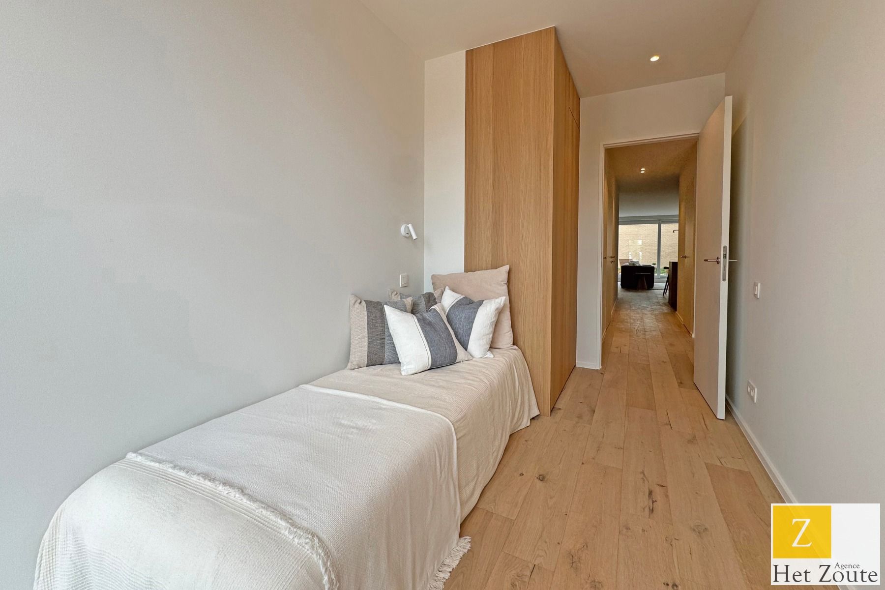 Gelijkvloers appartement met terras en tuin te Knokke foto 14