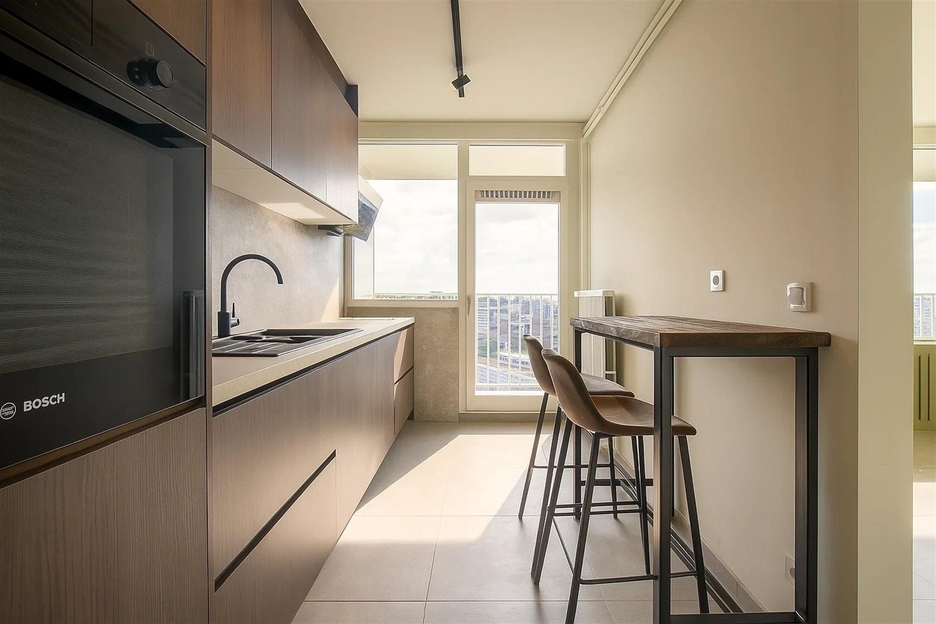 Gerenoveerd appartement met panoramisch zicht op Gent. foto 5