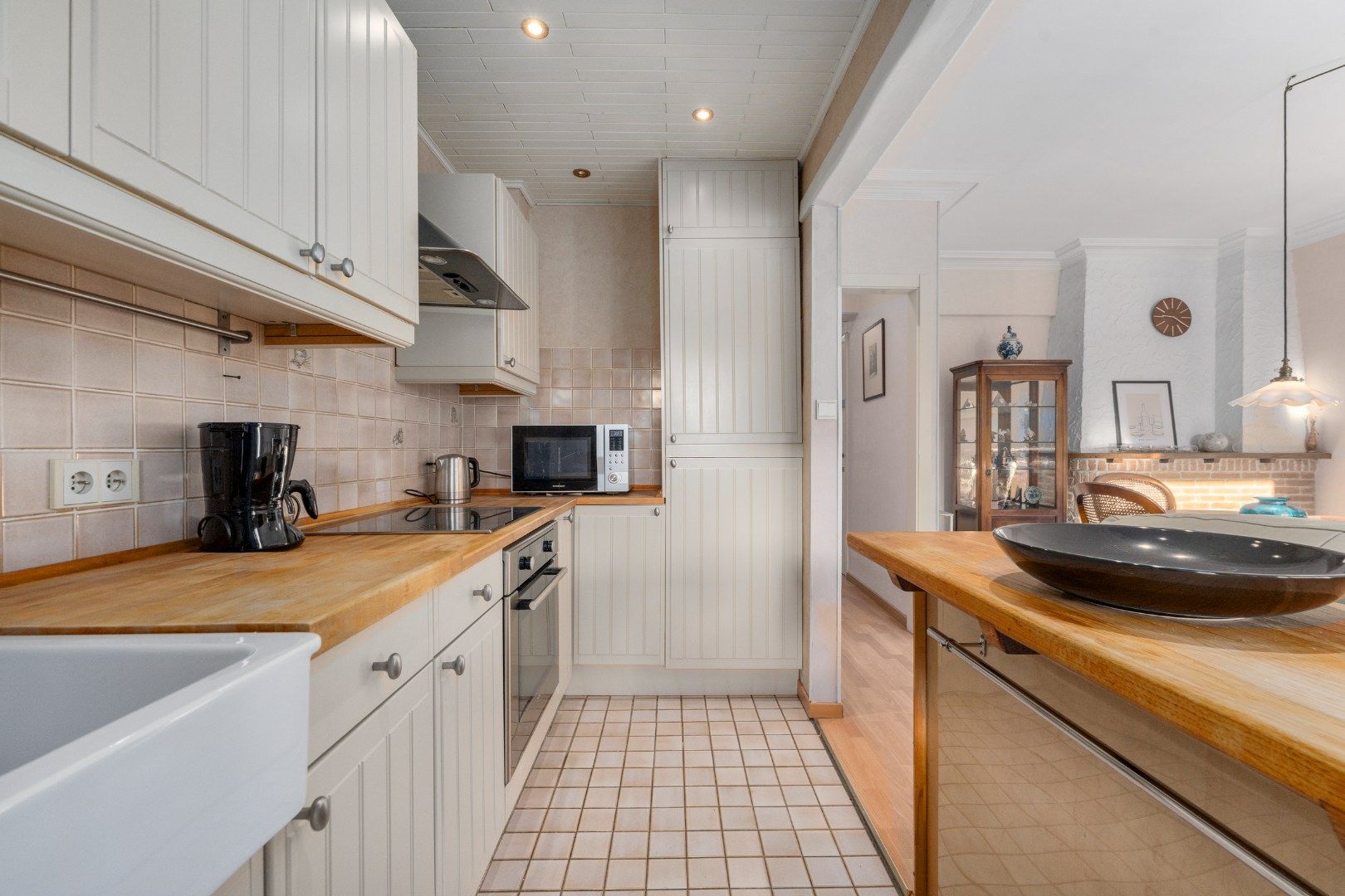 Instapklaar en lichtrijk appartement met twee terrassen in het centrum van Oostende foto 4