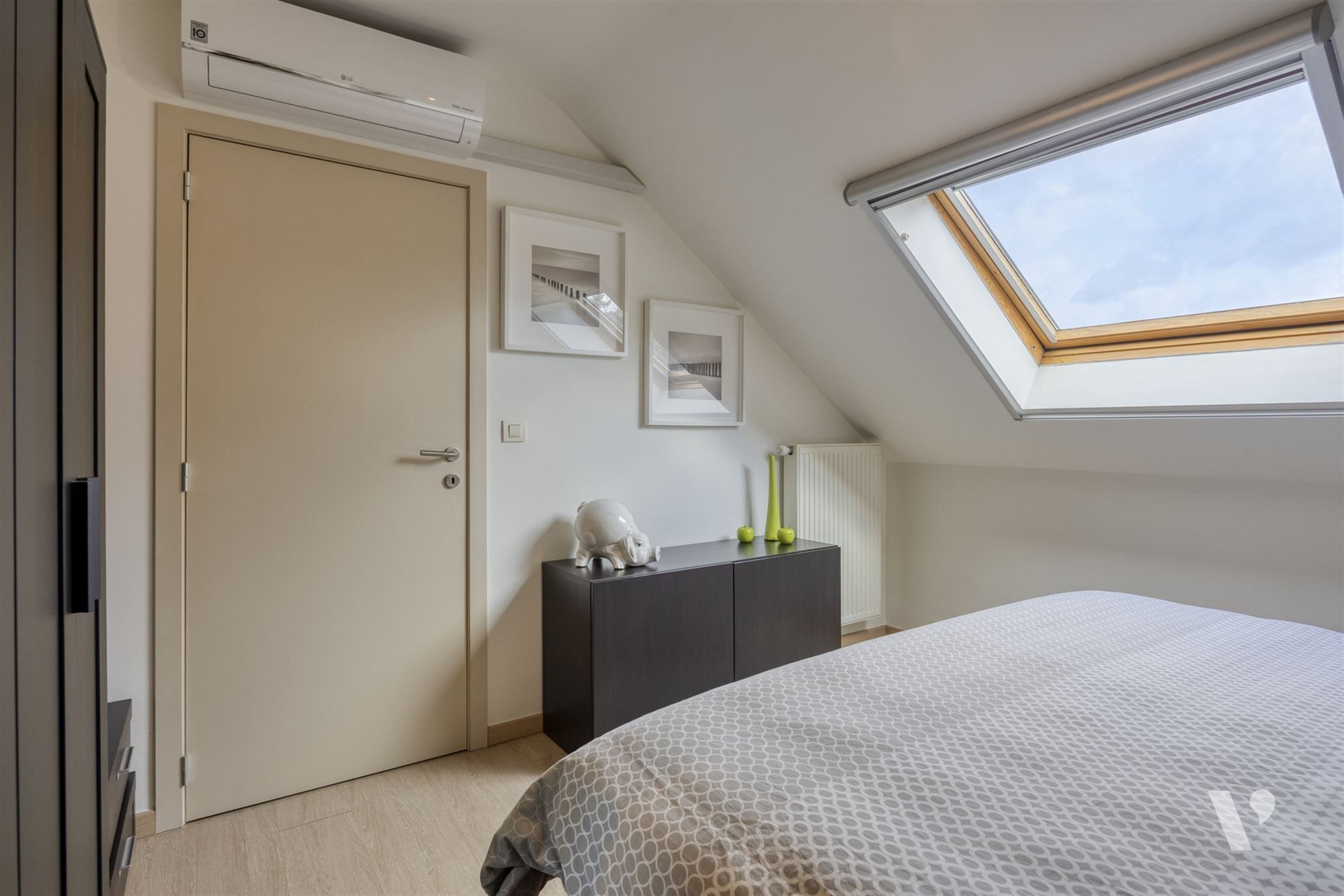 Instapklare penthouse-duplex met garage en berging foto 18