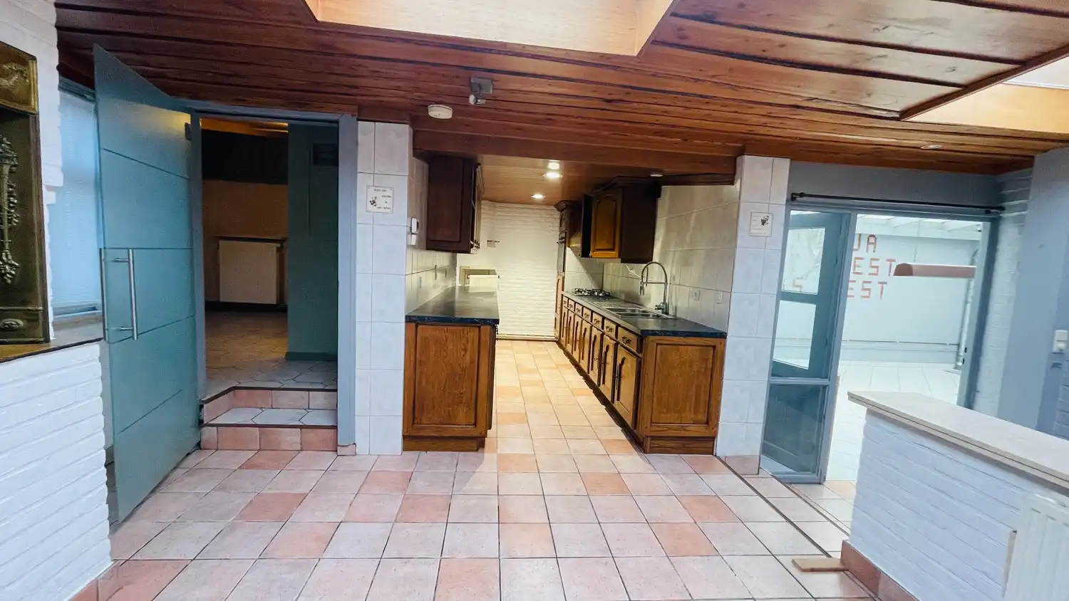 Centraal gelegen woning met 3 slpks, ruime volumes en zonnige buitenruimte foto 16