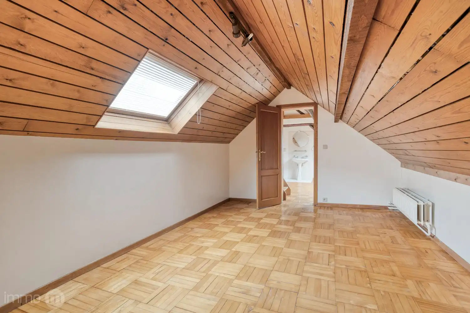 **Ruime rustige eengezinswoning met 5 slaapkamers, tuin, garage en 3 parkeerplaatsen in Huldenberg te koop** foto 34