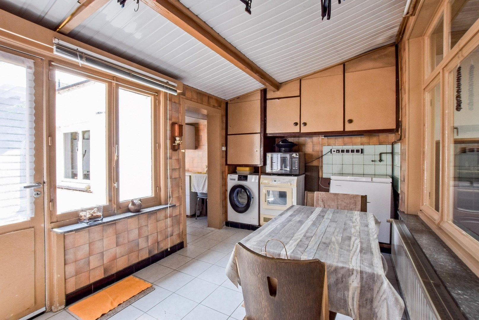 Karaktervolle woning met 4 slaapkamers en tuin in hartje Nieuwpoort op 170 m². foto 5