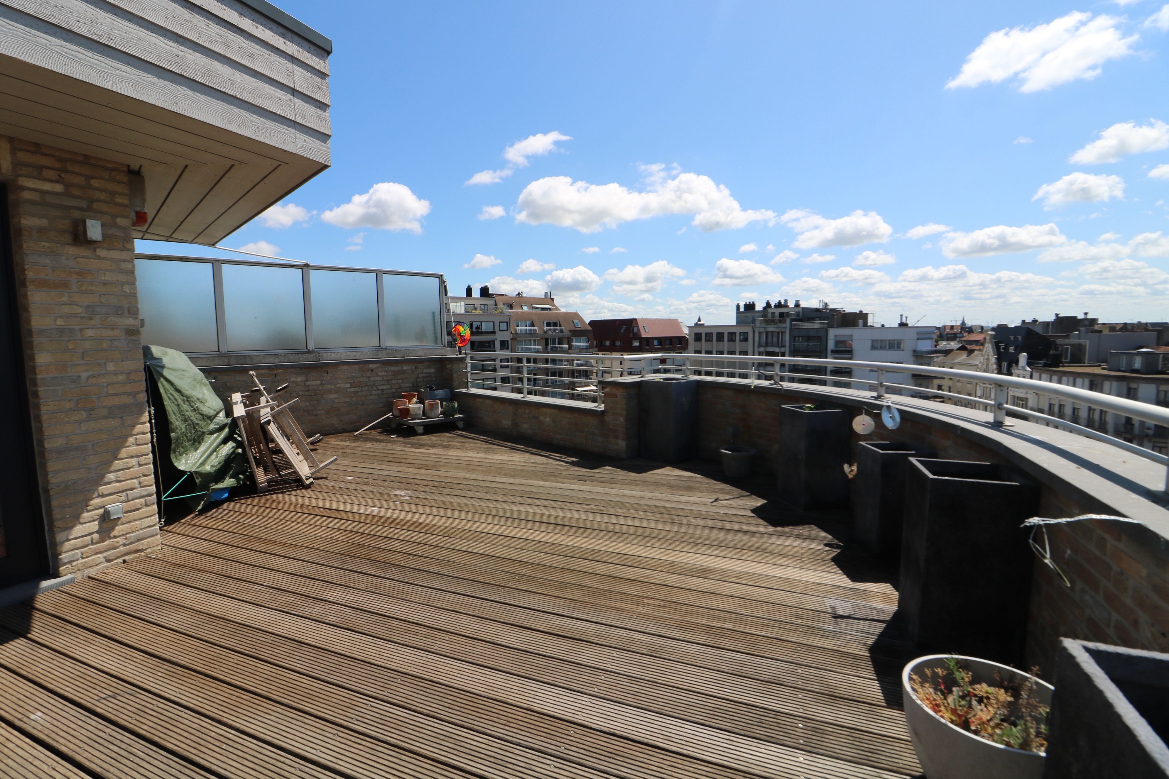 Luxueuze penthouse (1 slaapkamer) met prachtig terras (63 m²) foto 8