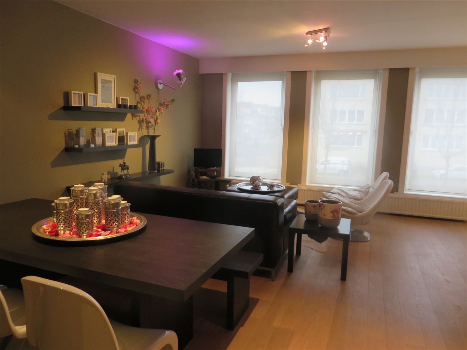 Gemeubeld appartement met 2 slaapkamers in Merksem foto 2