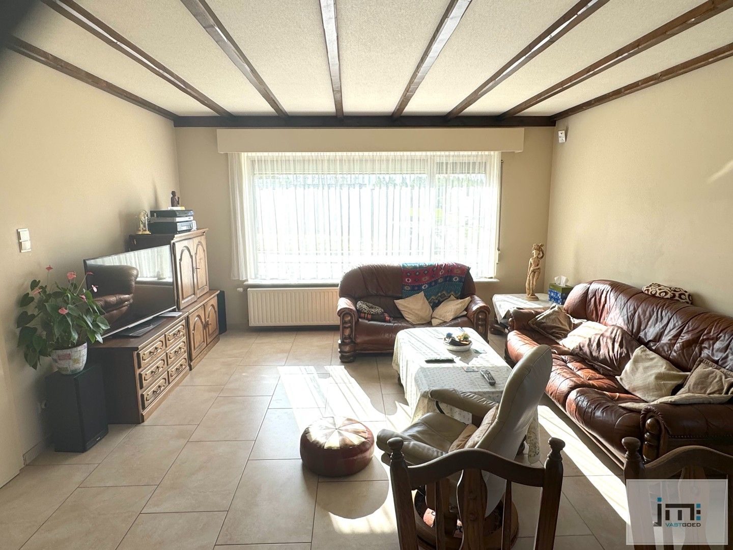 Woning met moeglijkheden foto 3