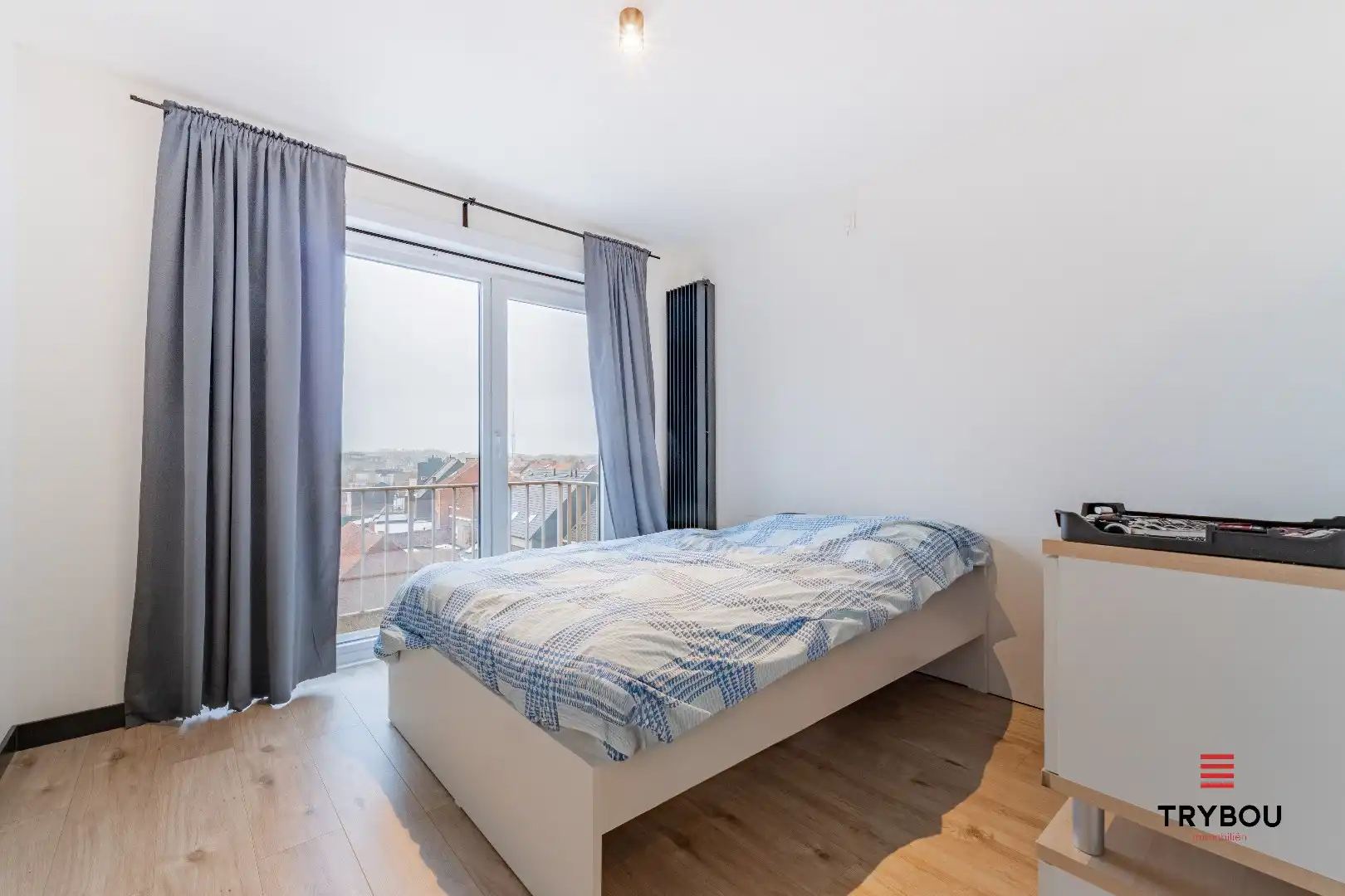 Volledig gerenoveerd 2-slaapkamerappartement te koop – rand centrum Ieper foto 14