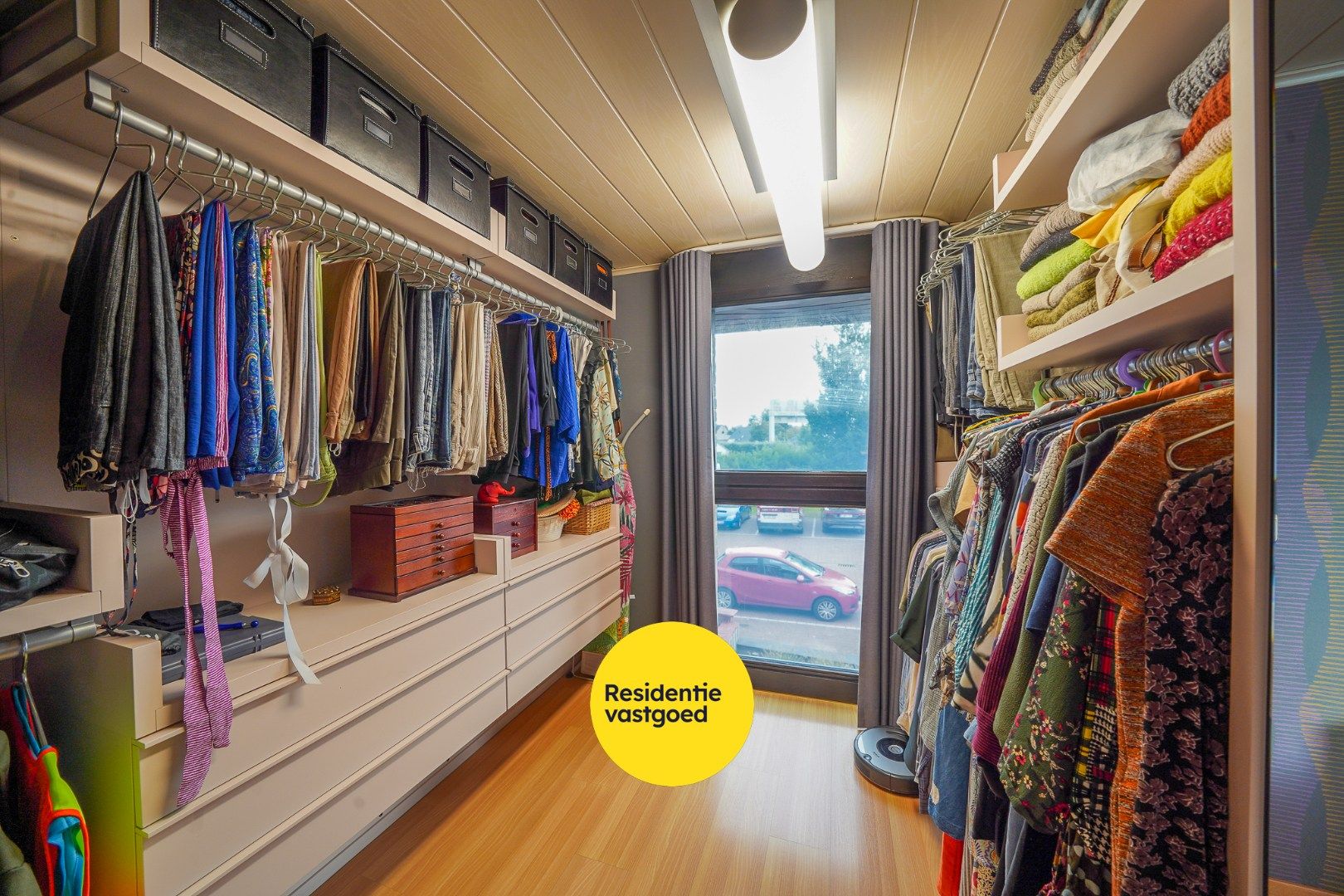 Instapklare halfopen woning met zonnige tuin, aparte garage en tuinhuis foto 18