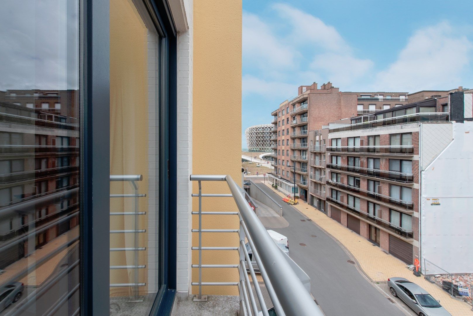 Mooi gemeubeld appartement met zijdelings zeezicht in centrum Middelkerke foto 1