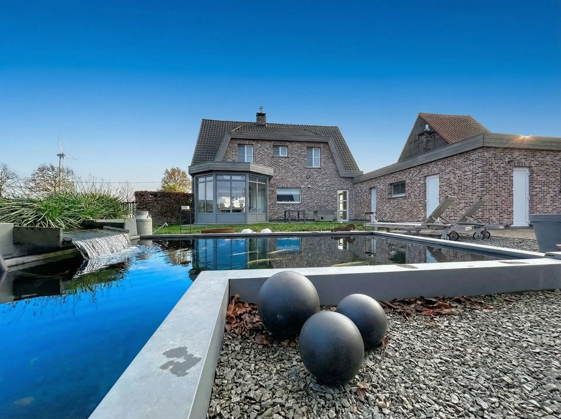 Ruime woning met bijbouw en weide op perceel van 6790 m²  foto 18