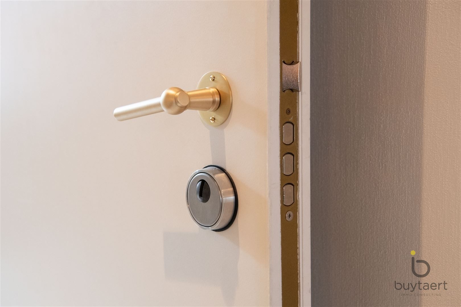 Ontdek deze adembenemende PENTHOUSE in het hartje van Schilde! foto 36