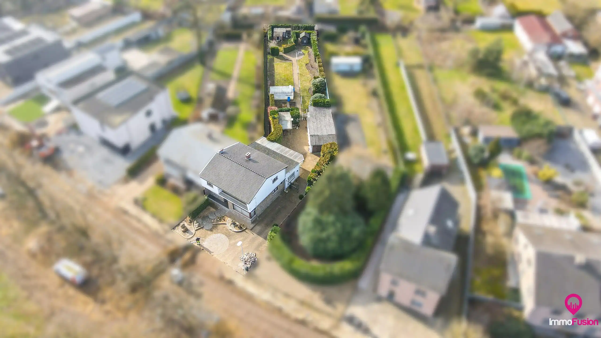 Ruime woning met 4slpk en veel privacy in rustige straat! foto 47