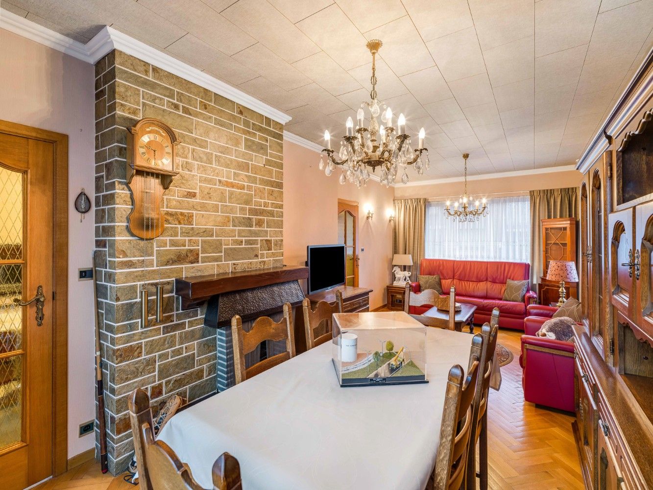 Op te frissen HOB met 3 slpk., tuin en garage foto 7