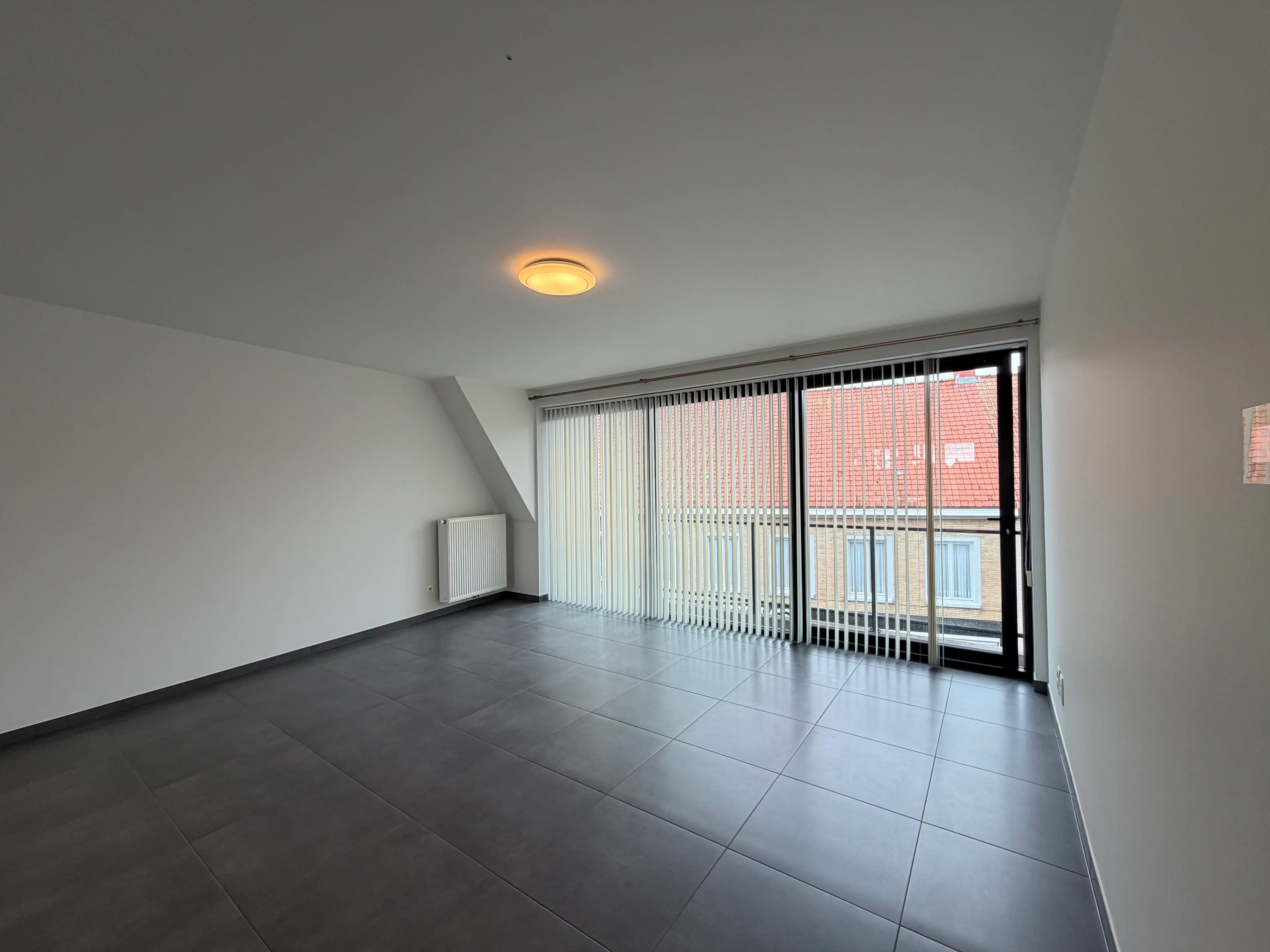 Instapklaar appartement met 2 slaapkamers en terras foto 3