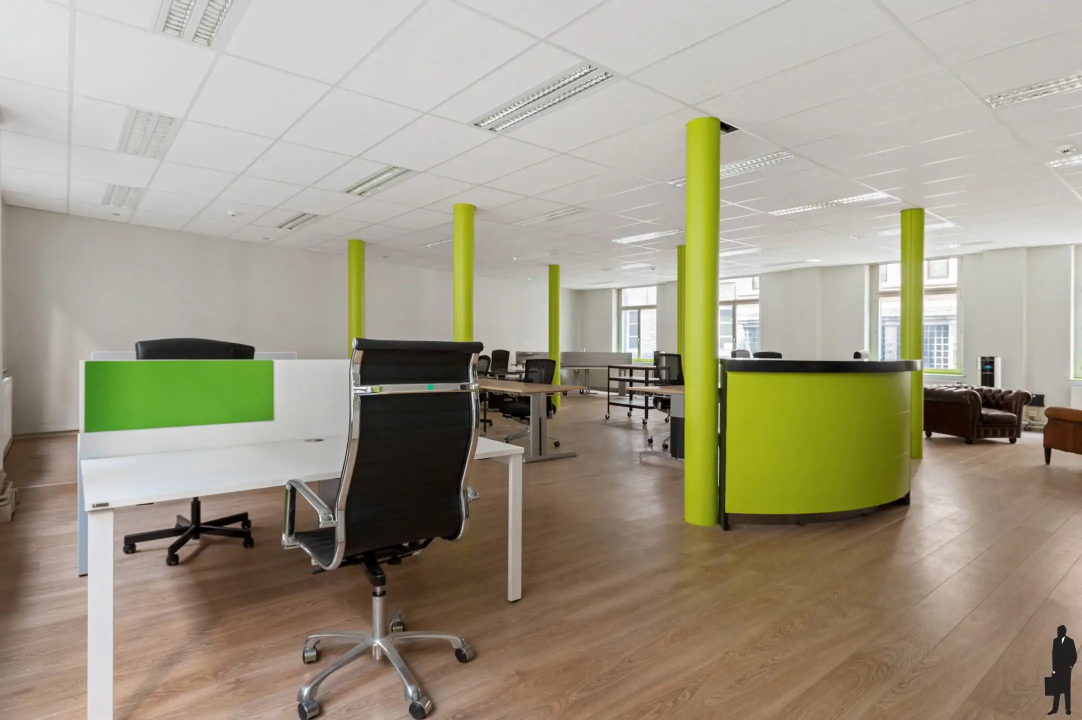 Kantoren van monumentale klasse op een iconische locatie foto 13