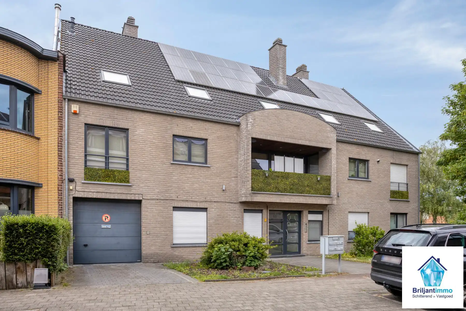 Exclusief afgewerkte duplex met 3 slaapkamers en zonneterras foto {{pictureIndex}}