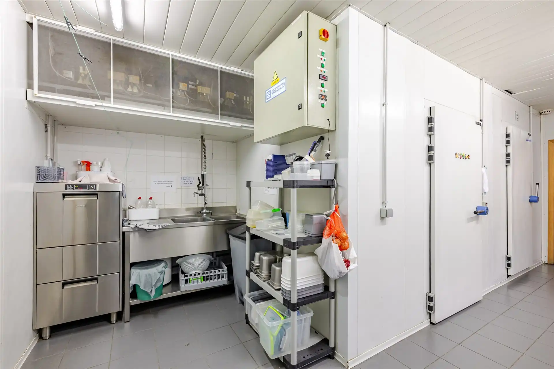 Overname: succesvolle broodjeszaak met topligging in het centrum foto 10