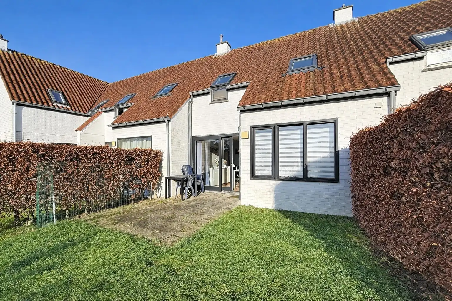 Instapklare gemeubelde (vakantie)woning met tuin in het domein Ysermonde te Nieuwpoort foto {{pictureIndex}}