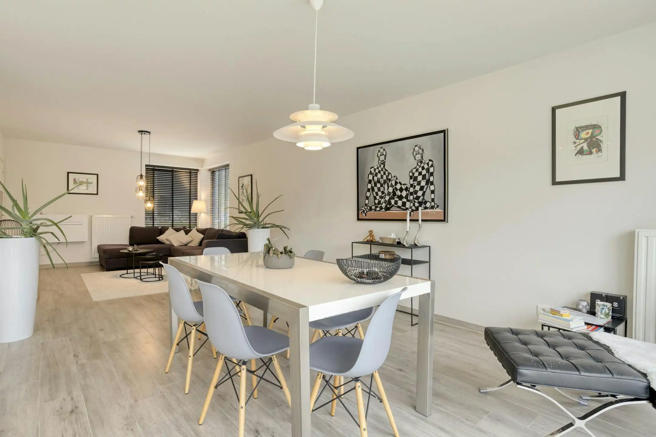 Recente woning (2020) met 4 slaapkamers te koop in Aartrijke foto 3