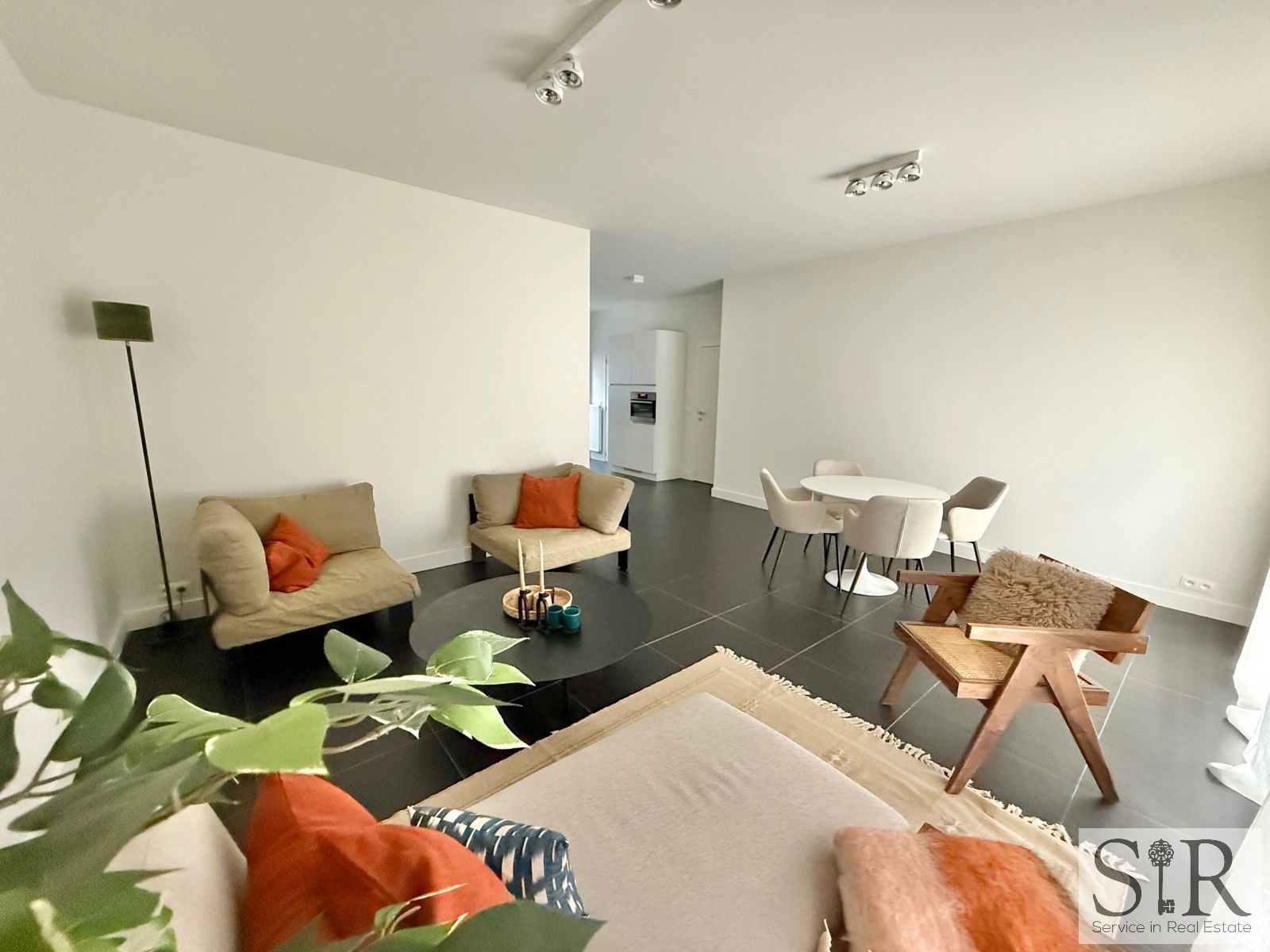 Appartement te huur foto {{pictureIndex}}