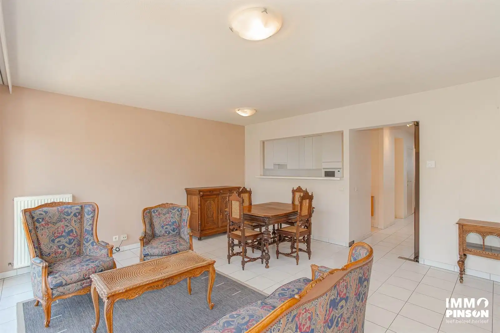 Centraal gelegen zonnig appartement met prachtig zicht op de Kykhill  foto 5