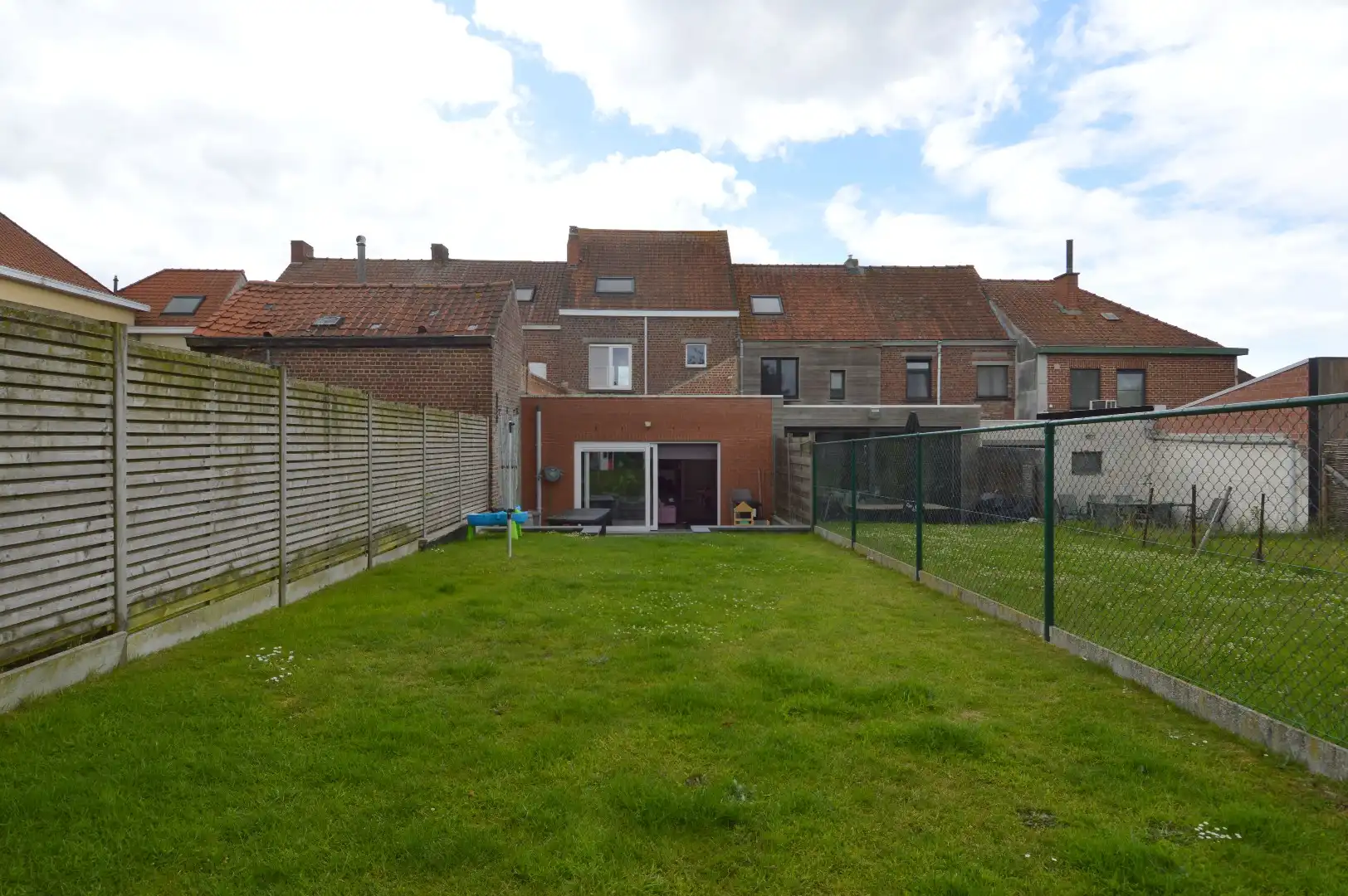 Volledig vernieuwde woning met twee slaapkamers dichtbij het centrum van Bellegem foto 14
