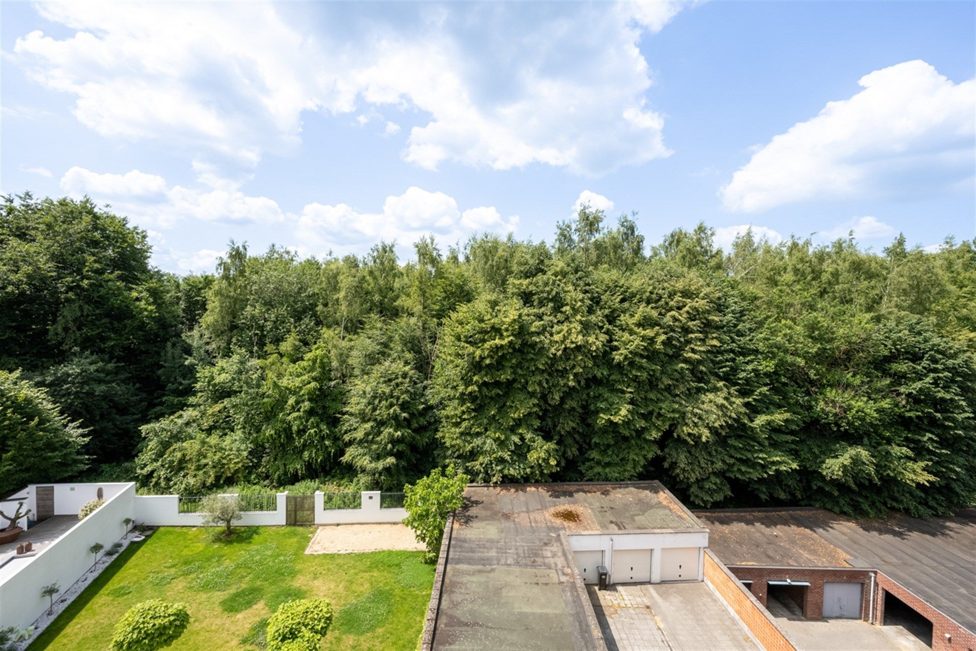 Ruim en stijlvol appartement met terras en prachtig uitzicht in hartje Aalst foto 19
