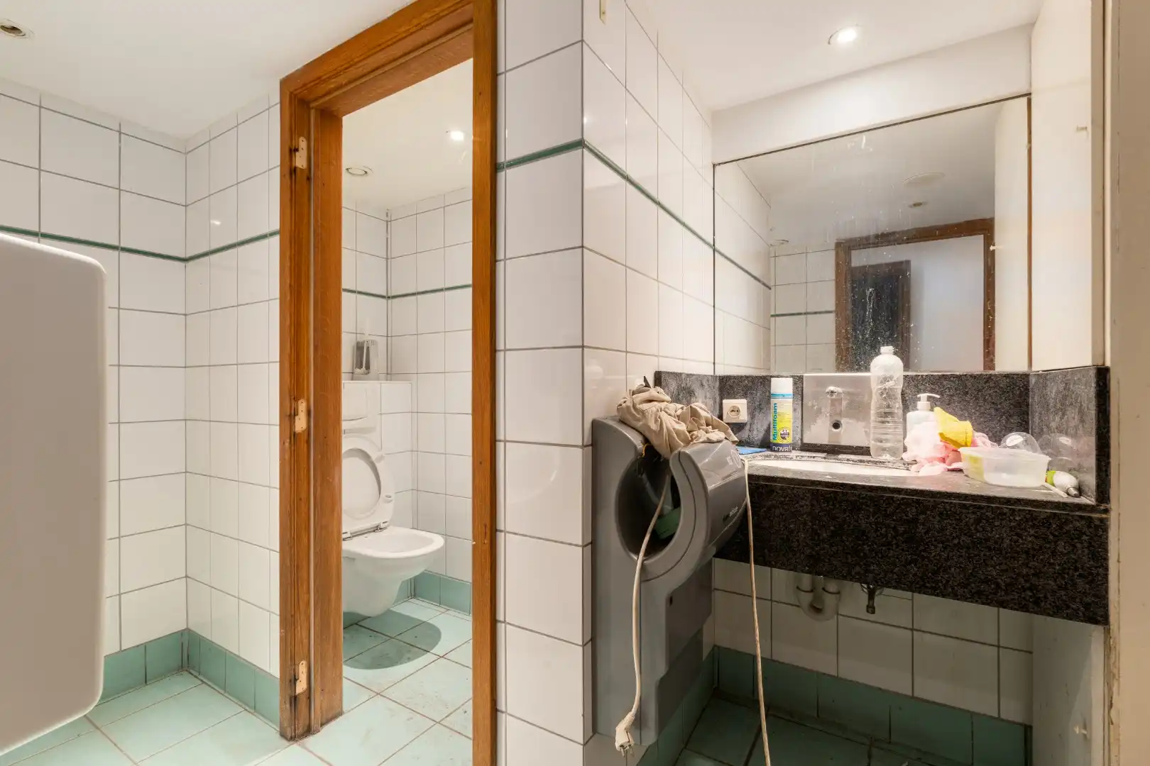 HANDELSPAND OP TOPLOCATIE MET GARAGE foto 26