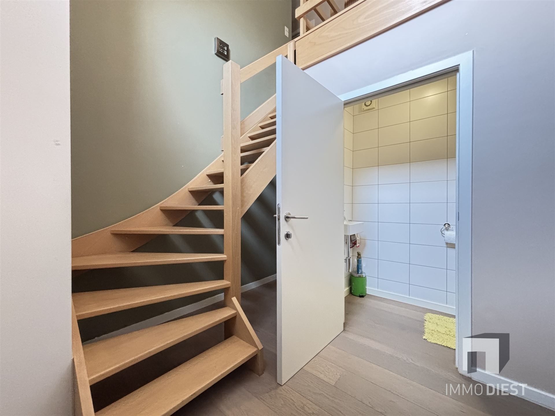 Rustig gelegen woning met zwemvijver nabij het centrum van Paal foto 9