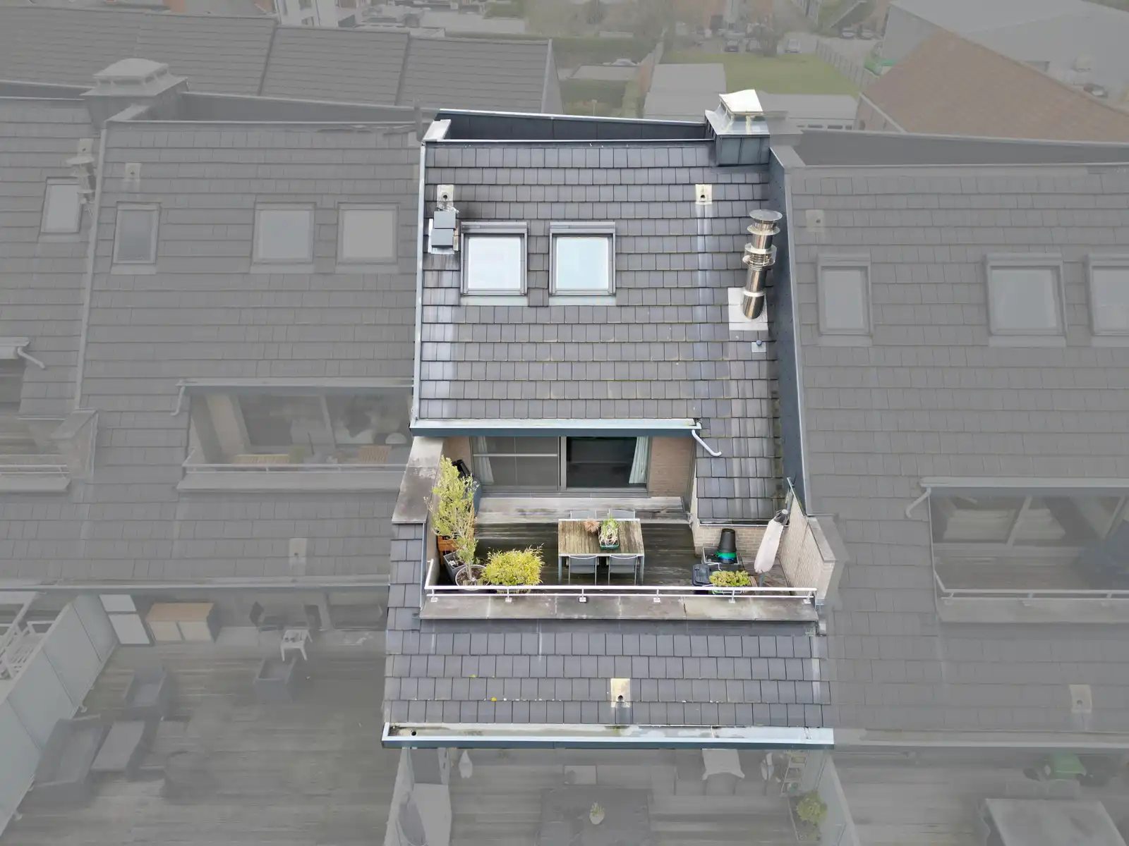 Prachtig duplexappartement met 2 SLPK, Terras & Staanplaats! foto 13