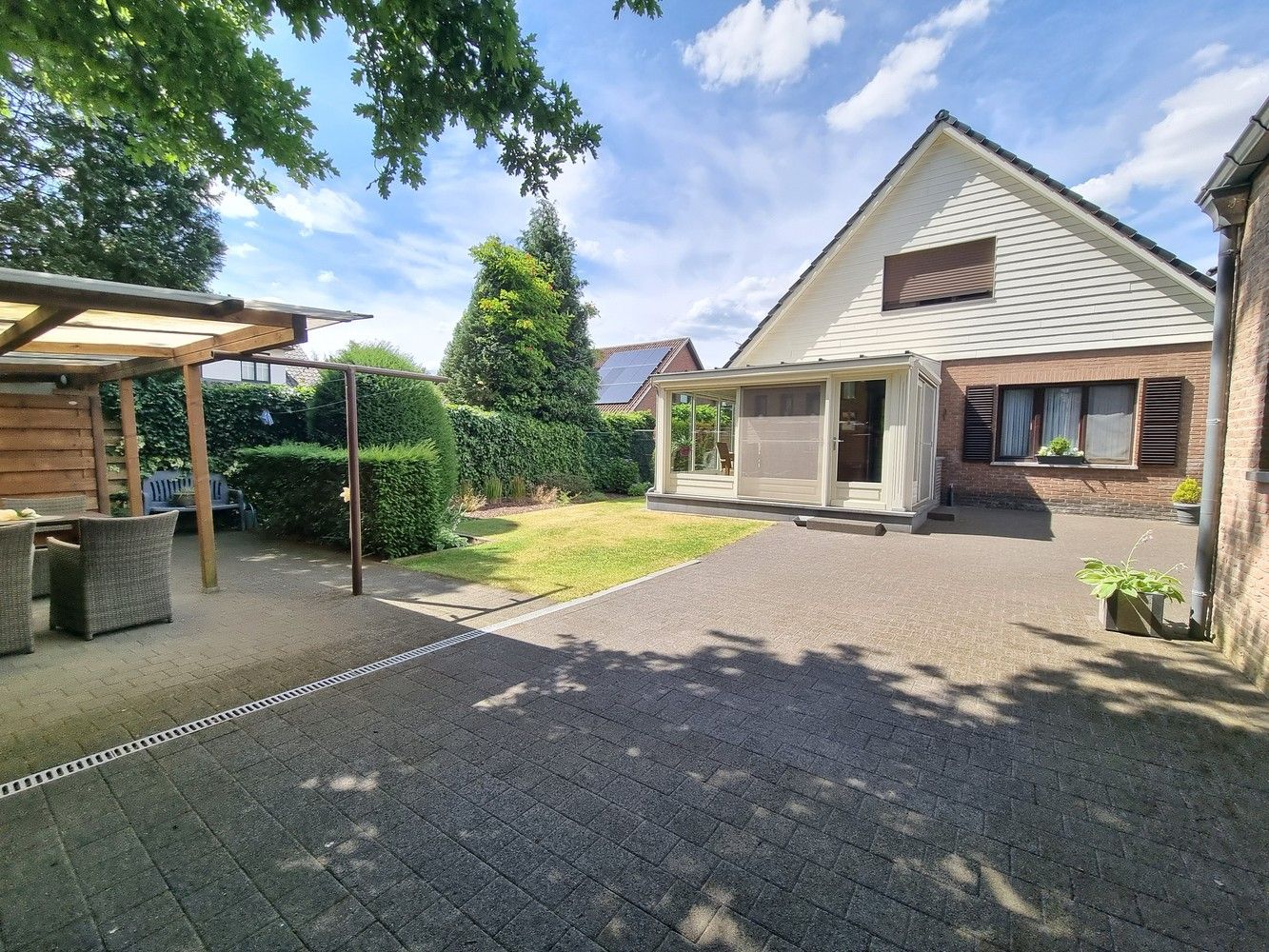 Ruime, instapklare woning met 4 slpks op 6a71ca foto 49
