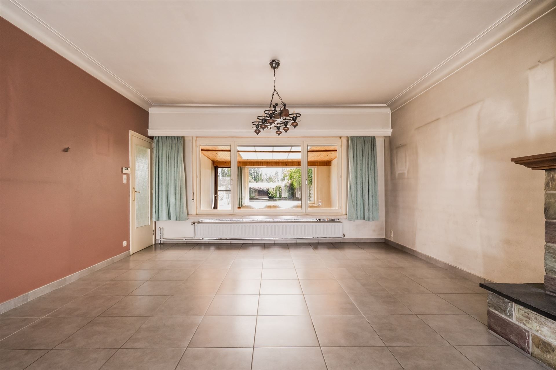 Rustig gelegen woonhuis met veel potentieel foto 5