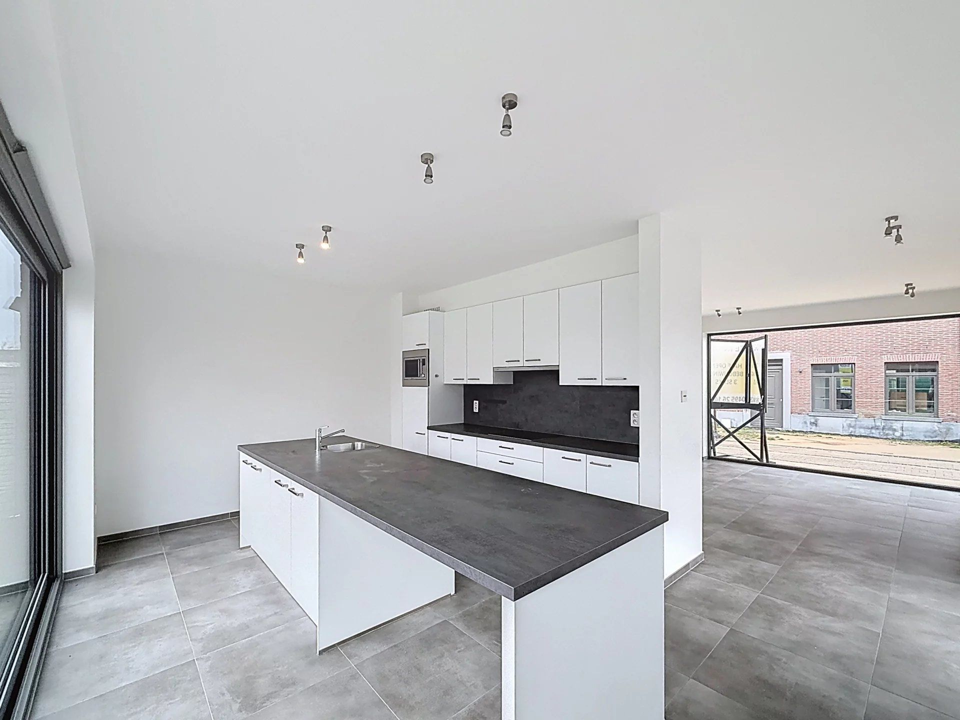 Energiezuinige woning met 3 slaapkamers en tuin. foto 6