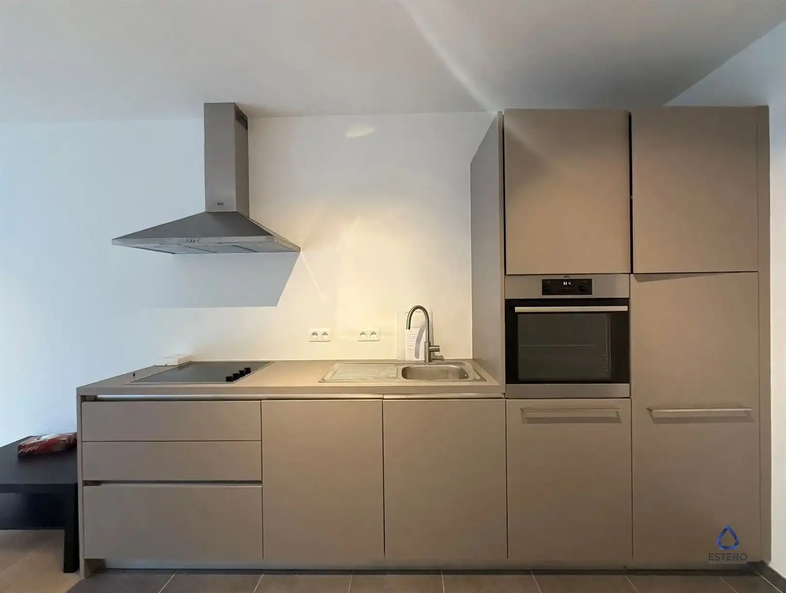 Ruim 2-slaapkamerappartement nabij het bruisende Eilandje foto 6