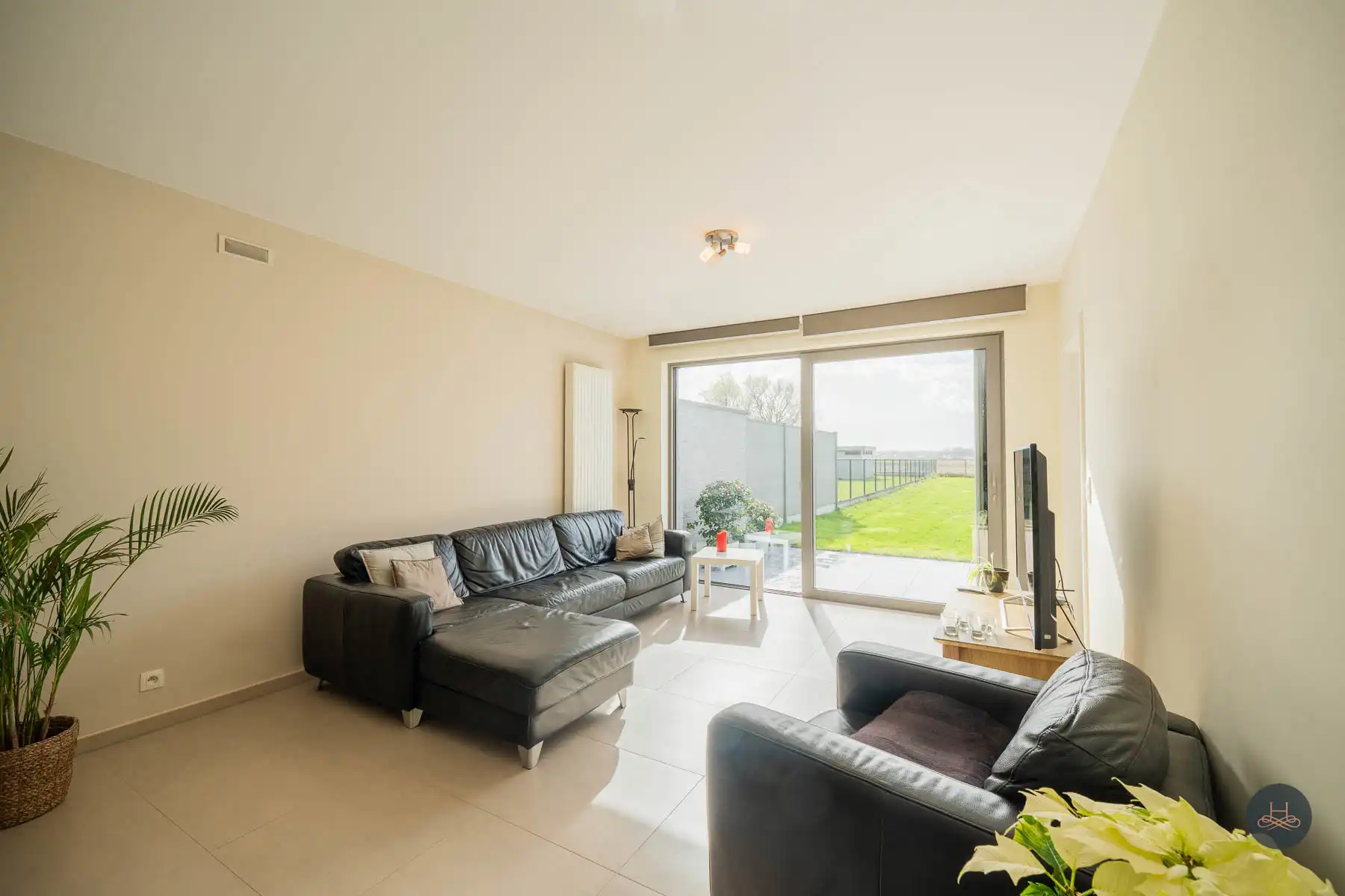 Moderne energiezuinige woning met prachtig groen verzicht  foto 8