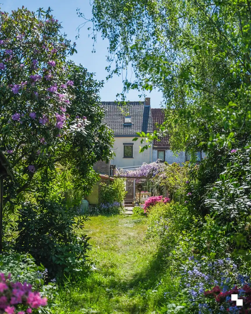 Te renoveren woning met gezellige tuin in het hart van Merelbeke foto 29