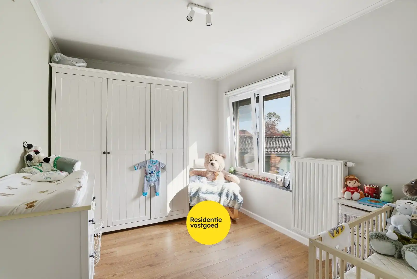 Halfopen bebouwing in een rustige woonwijk te Loppem foto 12