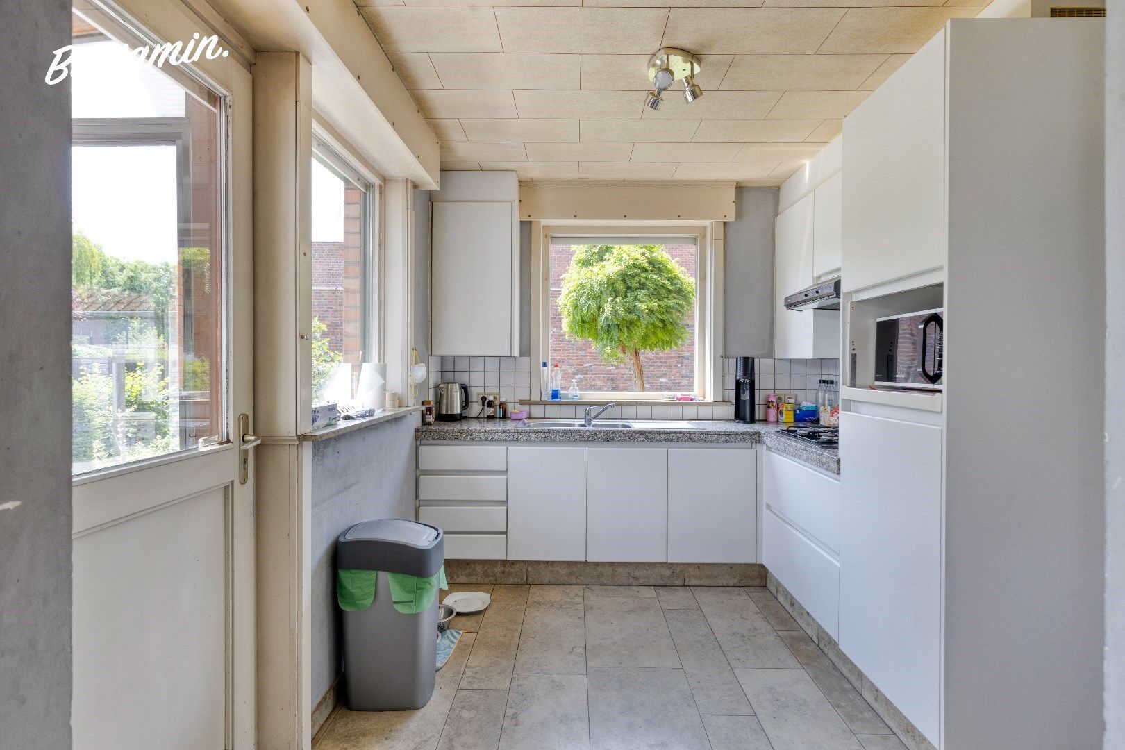 Halfopen woning met 2 slaapkamers, zonnige tuin en garage in Geluwe foto 6