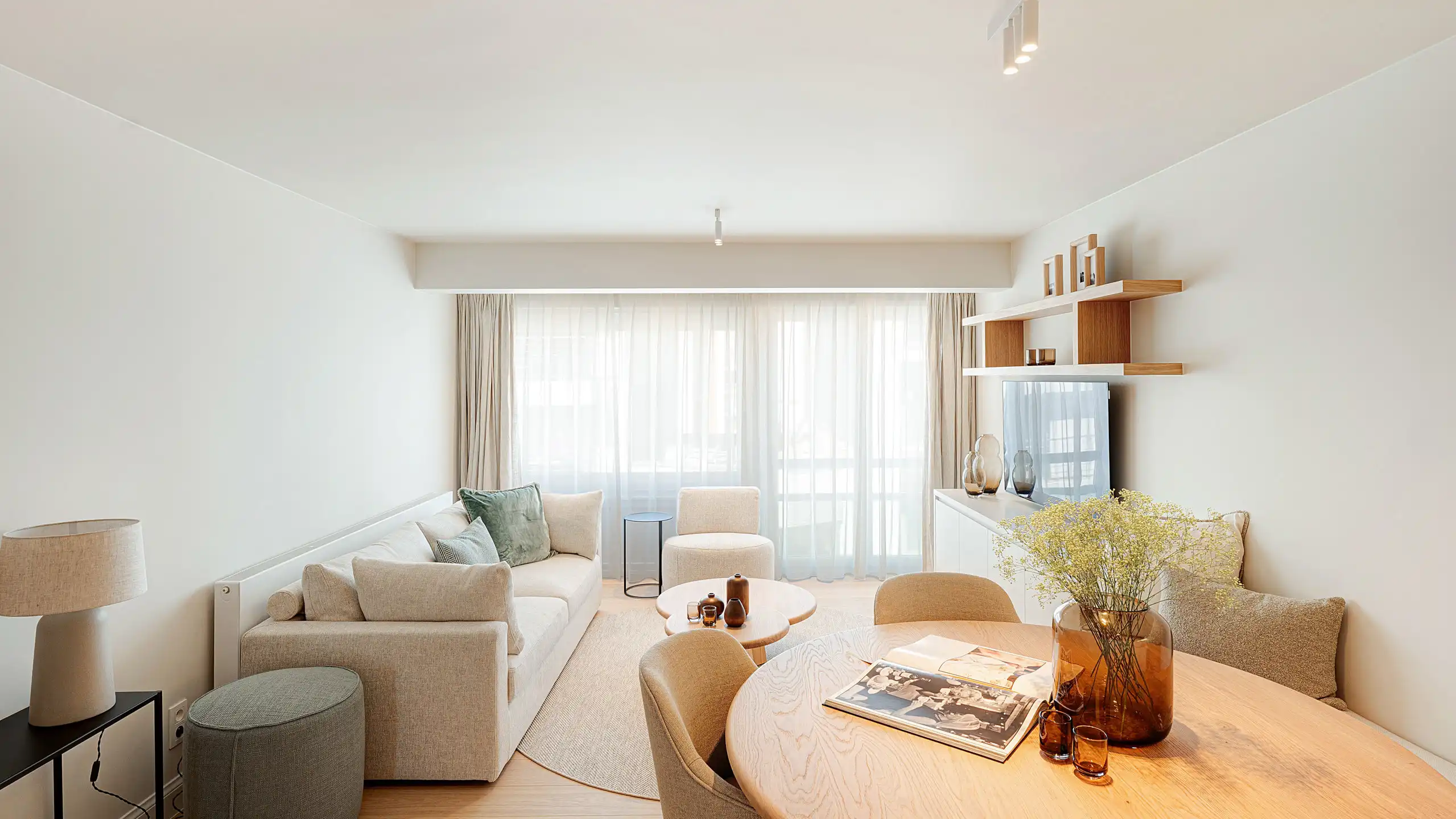 Elegant gerenoveerd appartement nabij de Zeedijk foto 14