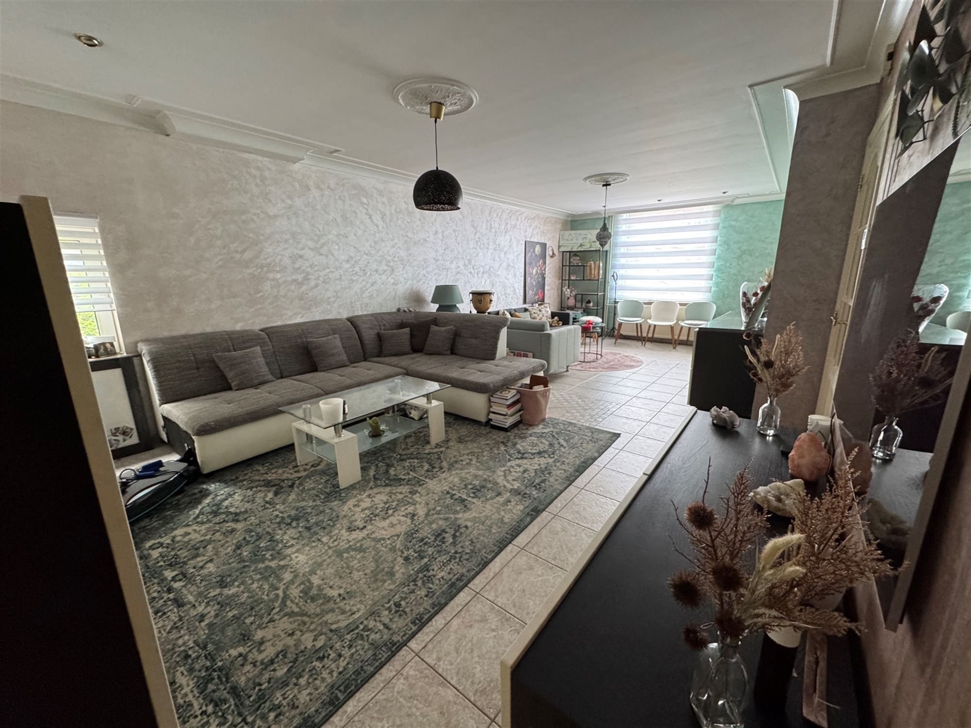PERFECT ONDERHOUDEN WONING (142M²) MET 3 SLAAPKAMERS, 2 BADKAMERS EN LEUKE TUIN TE BEVERLO foto 3