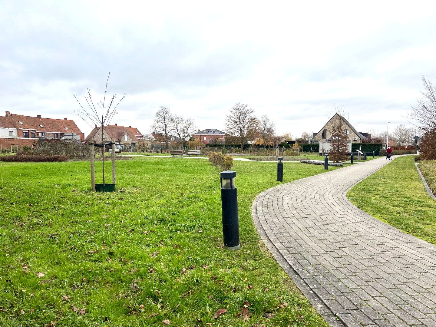 Charme troef in deze starterswoning te Wevelgem! foto 32