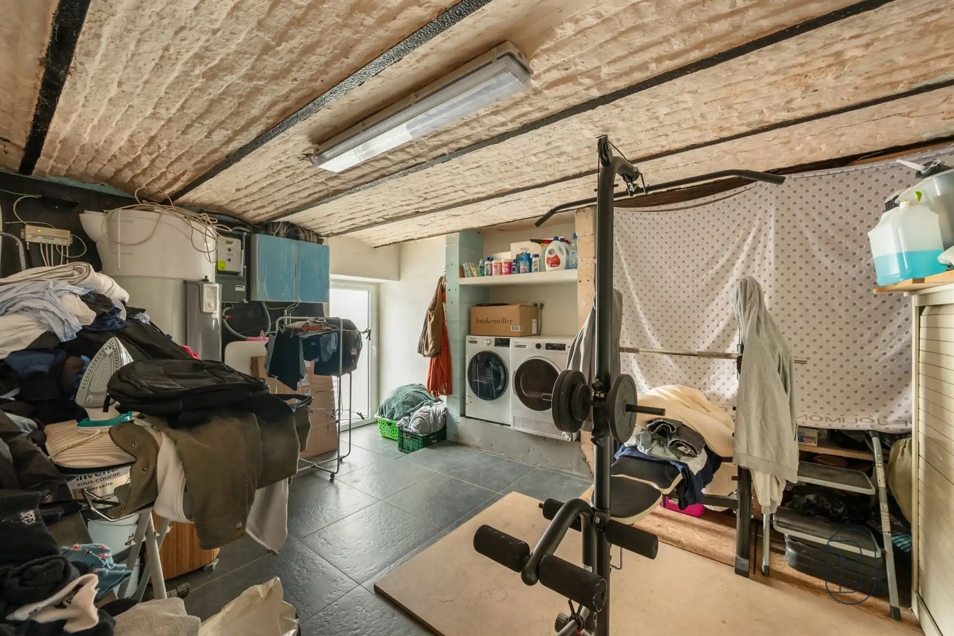 Ruime en energiezuinige woning met studio en tuin in Gaurain foto 39